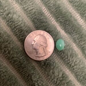 Elegant Green Gemstone Jewelry Piece